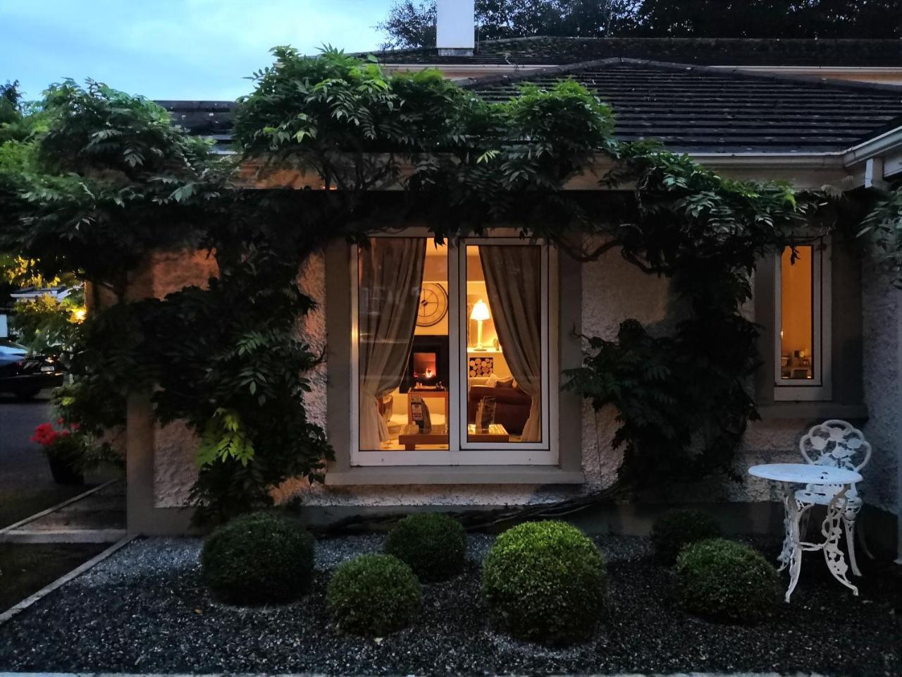 Sea Dew B&B Tullamore Exterior foto